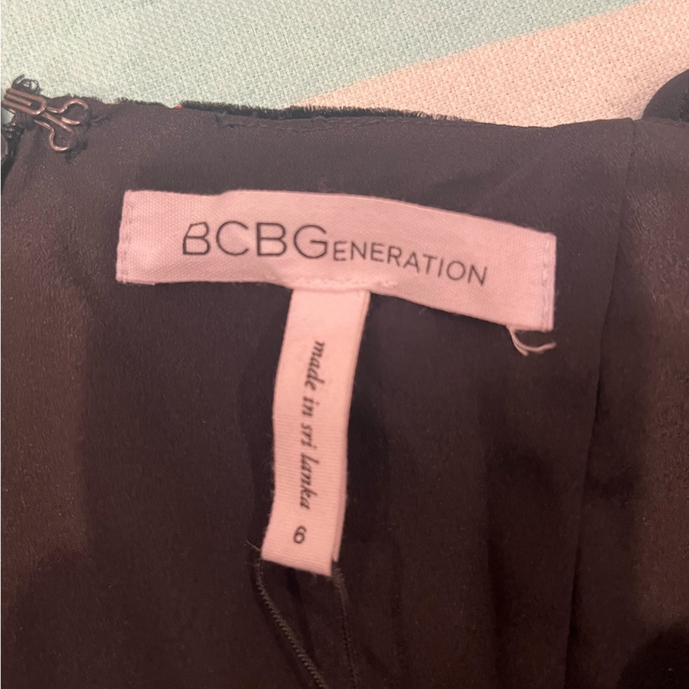 BCBG - Picture 3 of 4